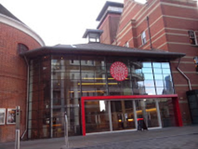 Globe Theater is built in London
