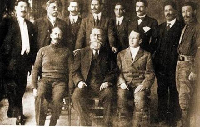 Carranza convoca un consejo para redactar la constitución