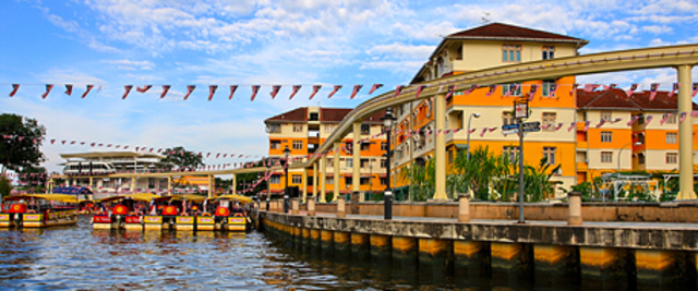 Portuguese Seize Malacca