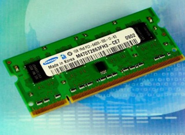 Burst Extended Data Output RAM (BEDO-RAM) fue la evolución de la EDO-RAM y competidora de la SDRAM