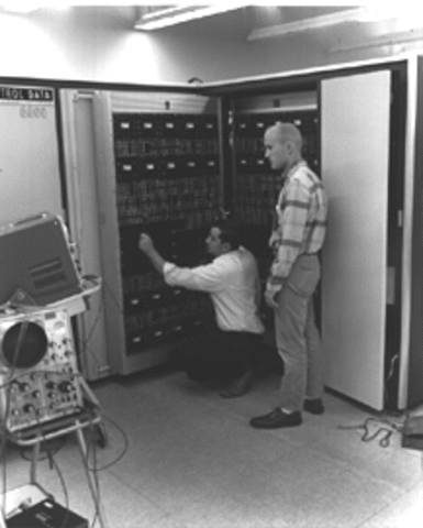 CDC 6600 supercomputer introduced