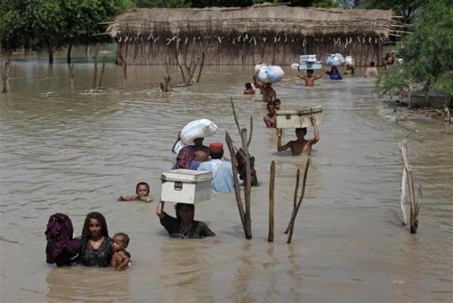 Floods across Pakistan kill 2000 people