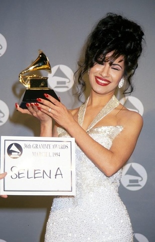 En 1993, Selena ganó un Grammy por su álbum "Live."