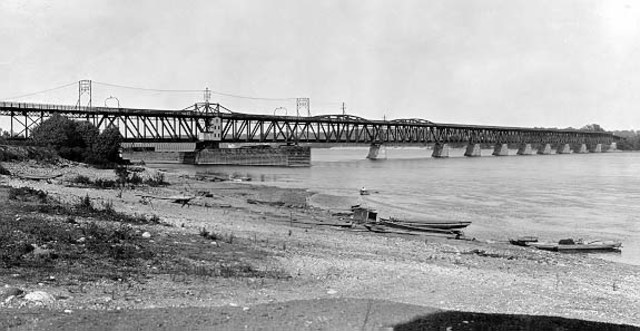 They left Keokuk on the 24th of November