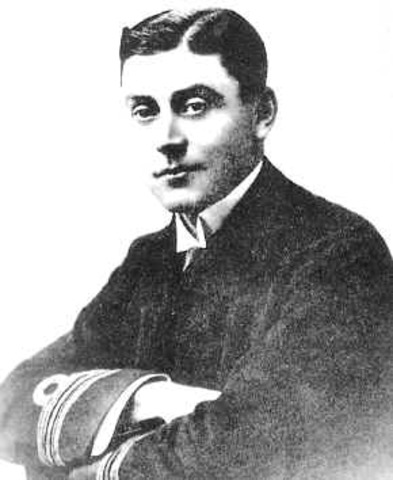 coneix en 1900 a Cedric Longstaff