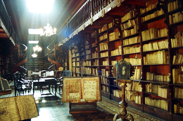 biblioteca del convento san Fransisco de Asis