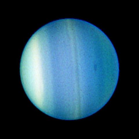Herschel discovers Uranus