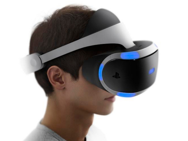 Facebook Acquired Oculus with interest of utilizing their virtual reality headsets