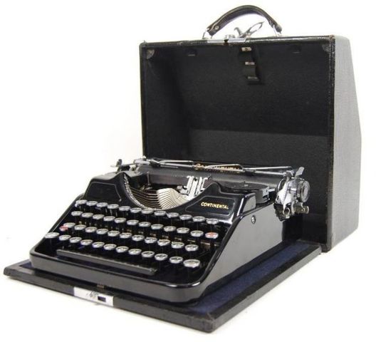 Máquienas de escribir Pequeñas y Portátiles