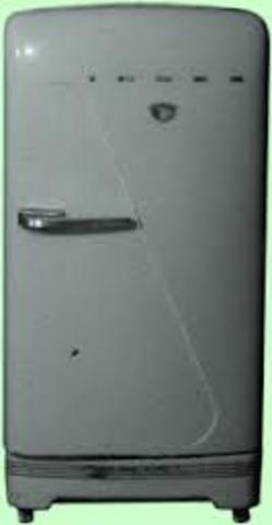 creaccion de la primera maquina de refrigeracion