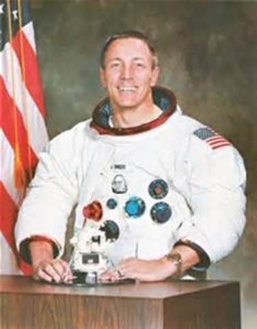 Jack Swigert leaves the orbit that will return the crew to earth.