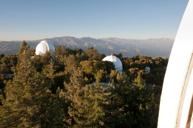 Mount Wilson Observatory is founded