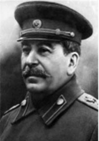 Stalin arrives to power
