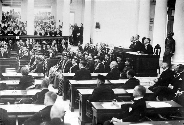 Establisment of Colonial Governments