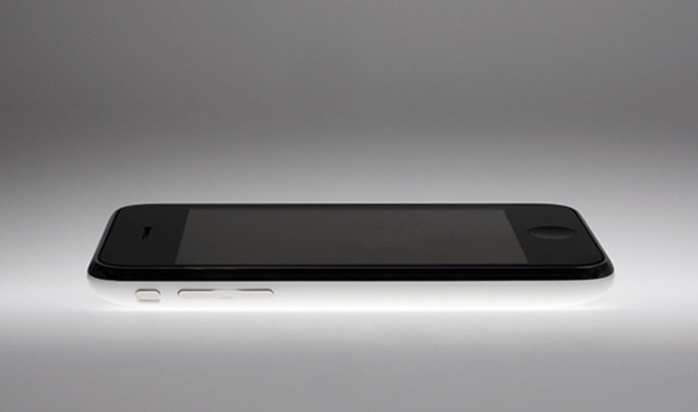 iPhone 3