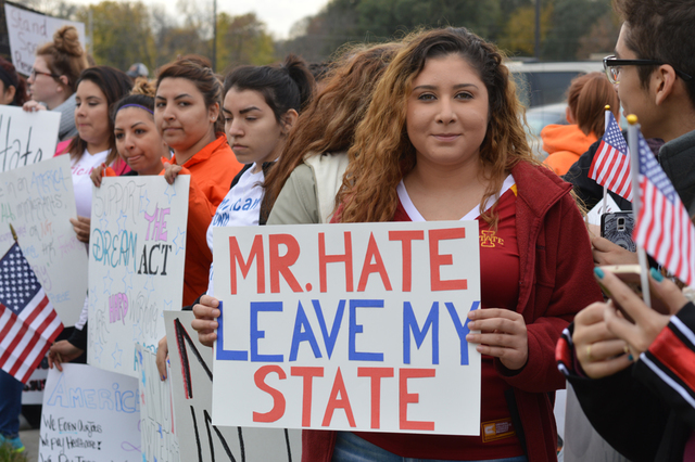 Group plans protest at Trump campaign event at Sioux City School