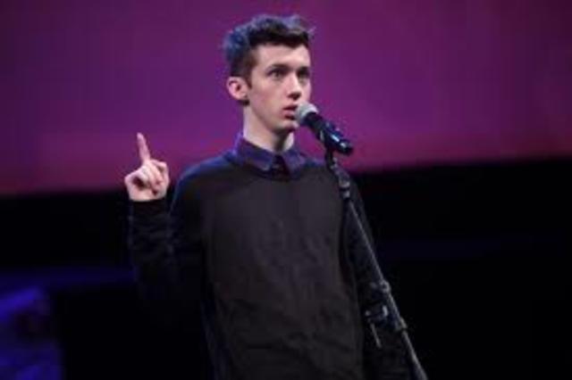 Won Teen Choice Award for Choice Web Collaboration.