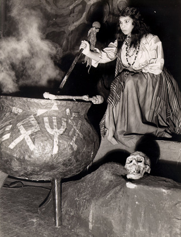 Marian Sings with the Metropolitan Opera