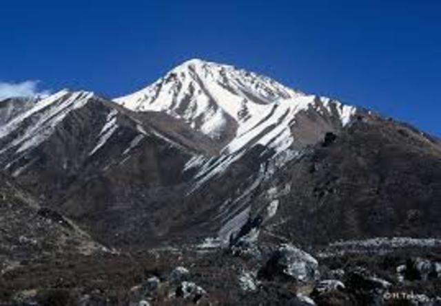 Summit at Tsergo Ri!