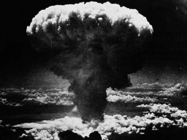 US Drops bomb on Nagasaki