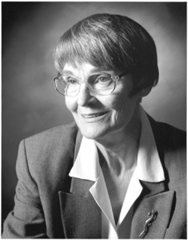 Spivak y Kissinger entrevistan a Theo Colburn