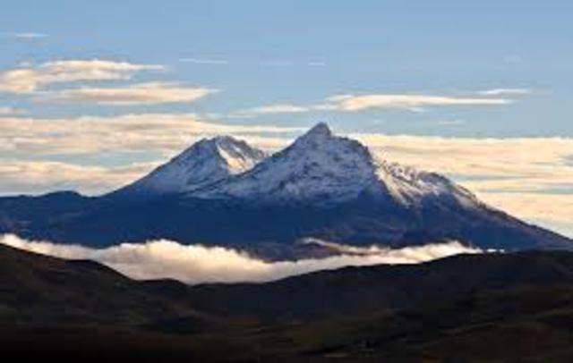Mark and his team try for 3 days in a row to climb, but it's too foggy and rainy. They are therefore forced to stop.