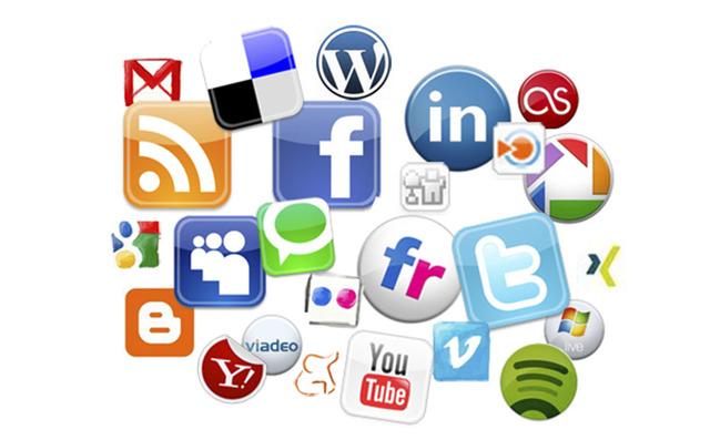 Start using Tuenti and Facebook