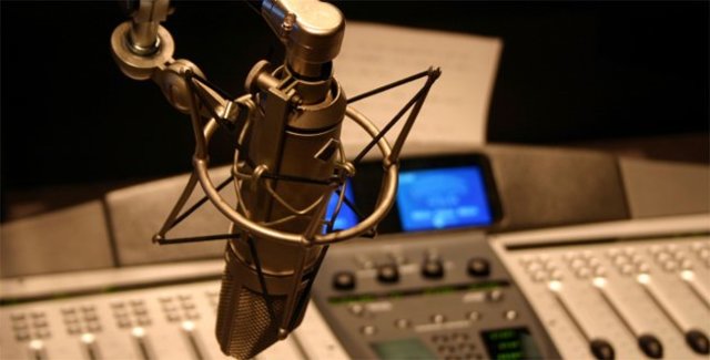 ya existian mas de 600 emisoras en todo el mundo