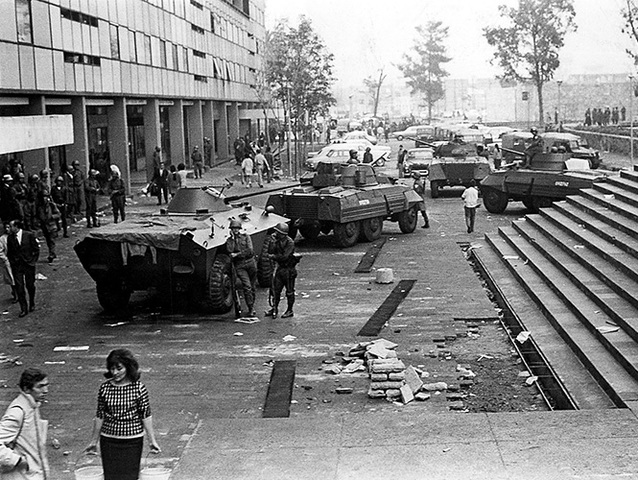 Massacre in tlatelolco