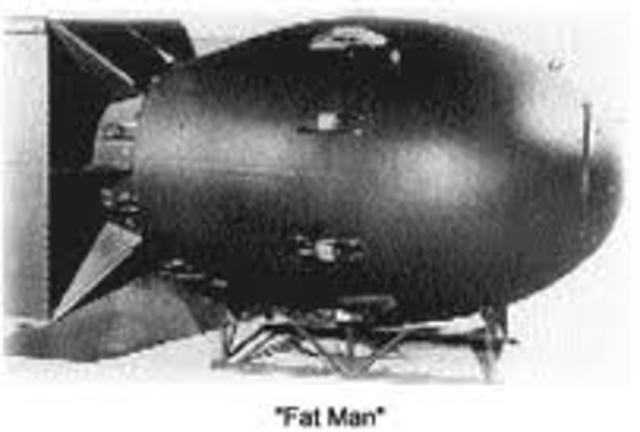 The Manhatten Project begins