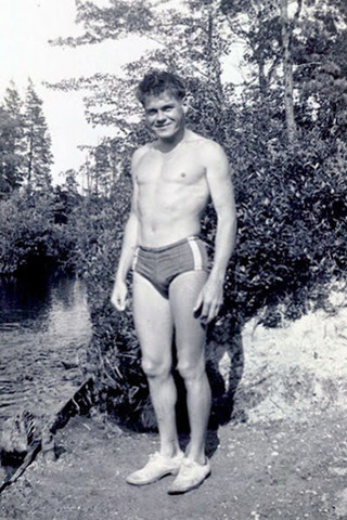 Primer Traje de baño hecho por la Speedo