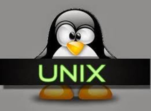 Uso generalizado de computadoras personales y microcomputadoras basadas en UNIX.