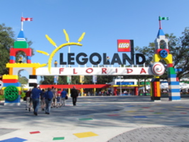 Legoland Florida Opens