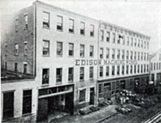 The first electric central station