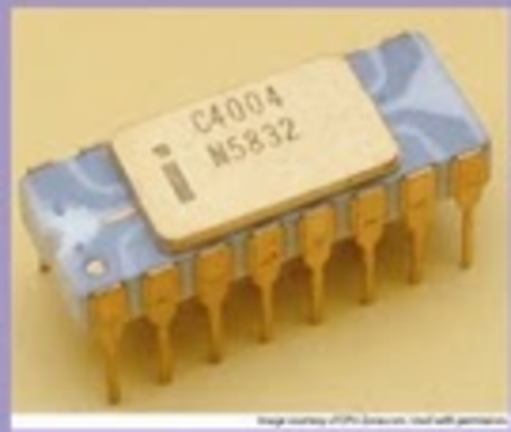 El primer microprocesador de intel 4004