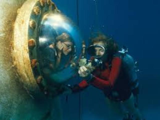 Sylvia Earle became a powerful woman in the realm of underwater exploration
