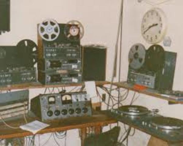 Telecomunicaciones y emisiones de radio