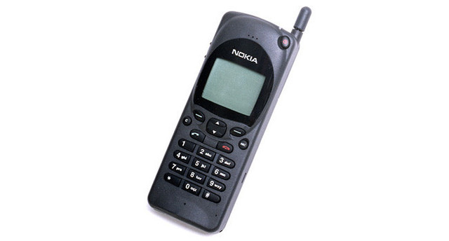 primer telefono de nokia