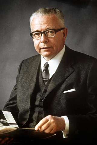 Gustav Heinemann gewählt