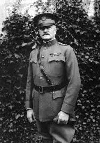 General John J. Pershing became AEF leader