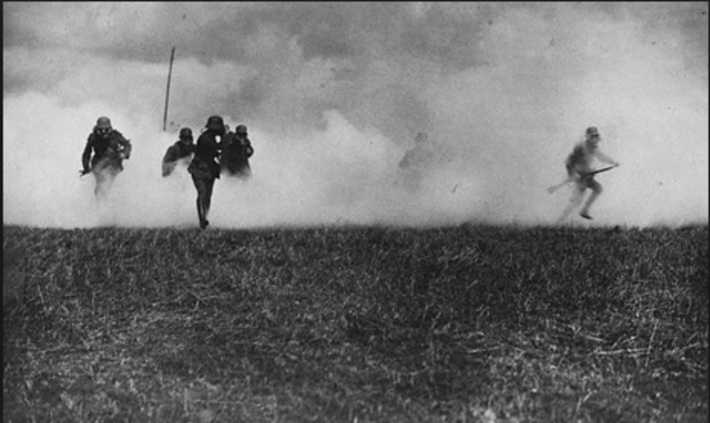 Germans introduce poison gas