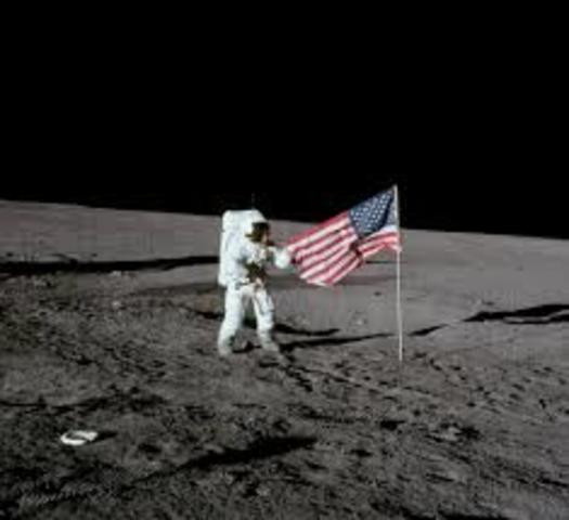 1st Man on Moon