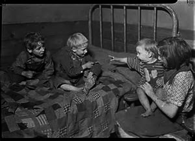 Stock Market Crash- Great Depression begins