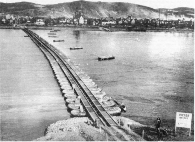 US troops cross the Rhine River.