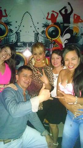 CELEBRANDO AMOR Y AMISTAD CON MI FAMILIA