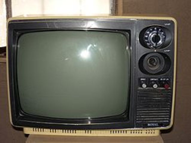 NACIMIENTO DE LA TELEVISION