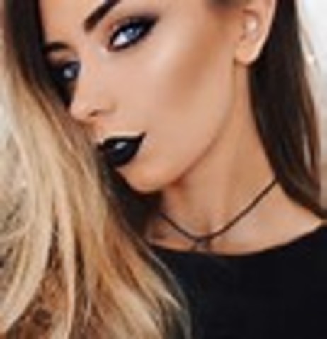 Danielle Mansutti started youtube