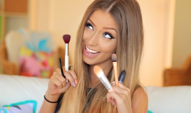 Danielle Mansutti started youtube