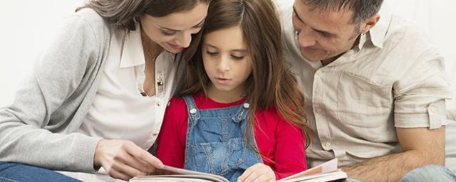 El niño que debe ser educado, ayudado