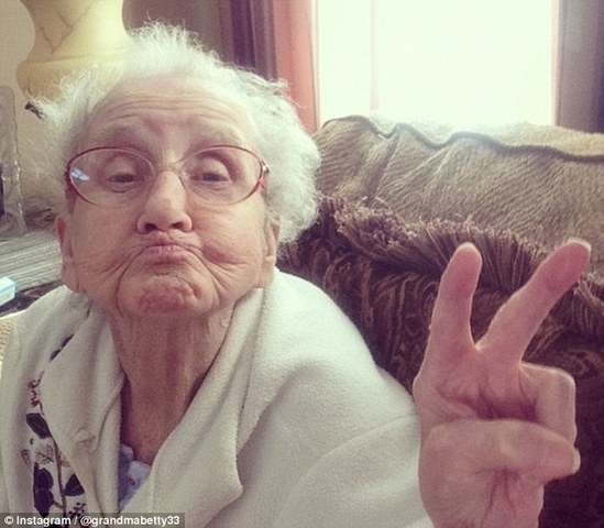 Grandma has Cancer : (